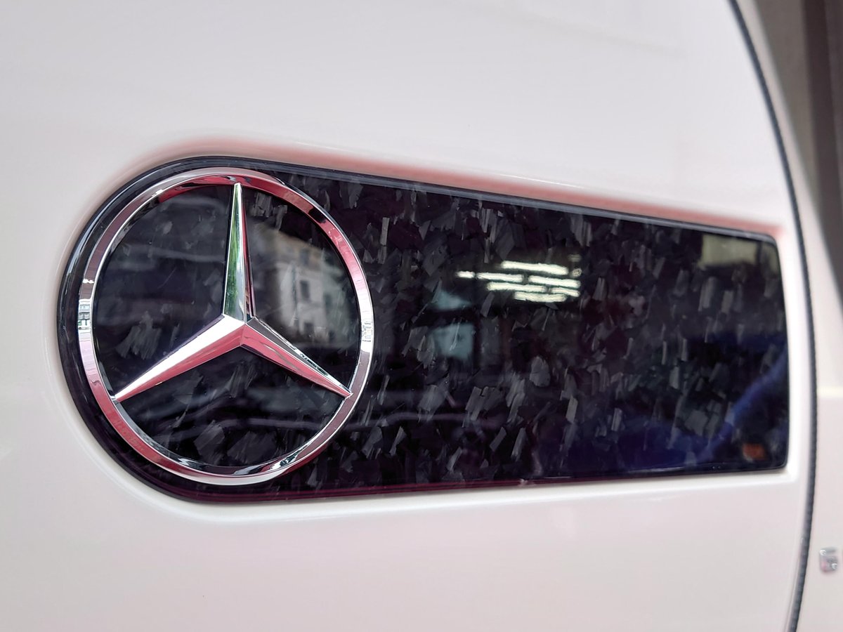 新品 メルセデスベンツ ゲレンデ スペアタイヤカバー Gクラス W463 ベンツGクラス W463A ゲレンデ カーボン スペアタイヤカバー