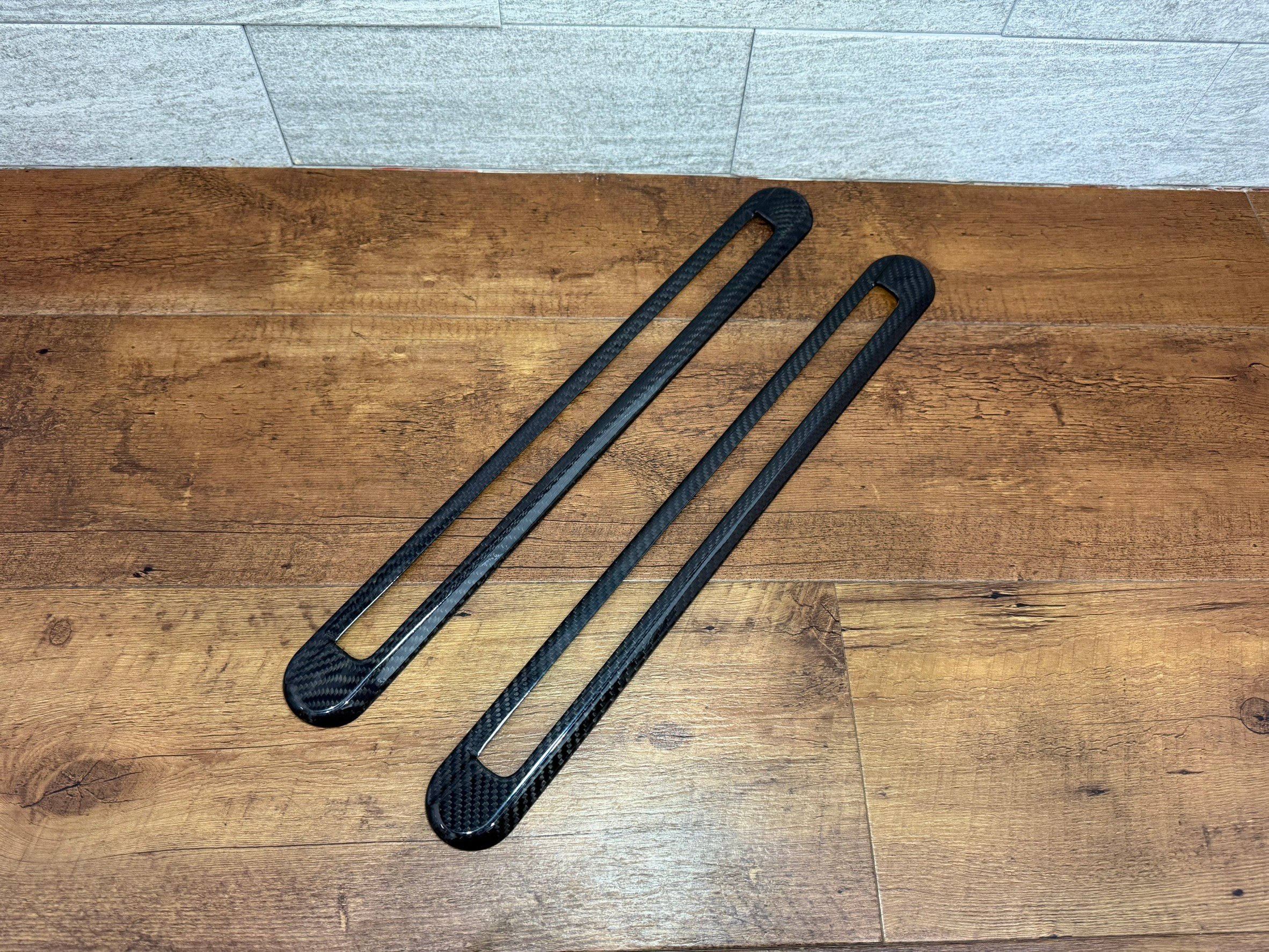 ベンツ Gクラス W465 ゲレンデ カーボン Cピラー ダクトカバー 商品