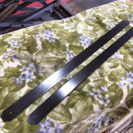 中古 ベンツ Gクラス W463 ゲレンデ 純正ボンネット 650カルサイトホワイト 管理R1