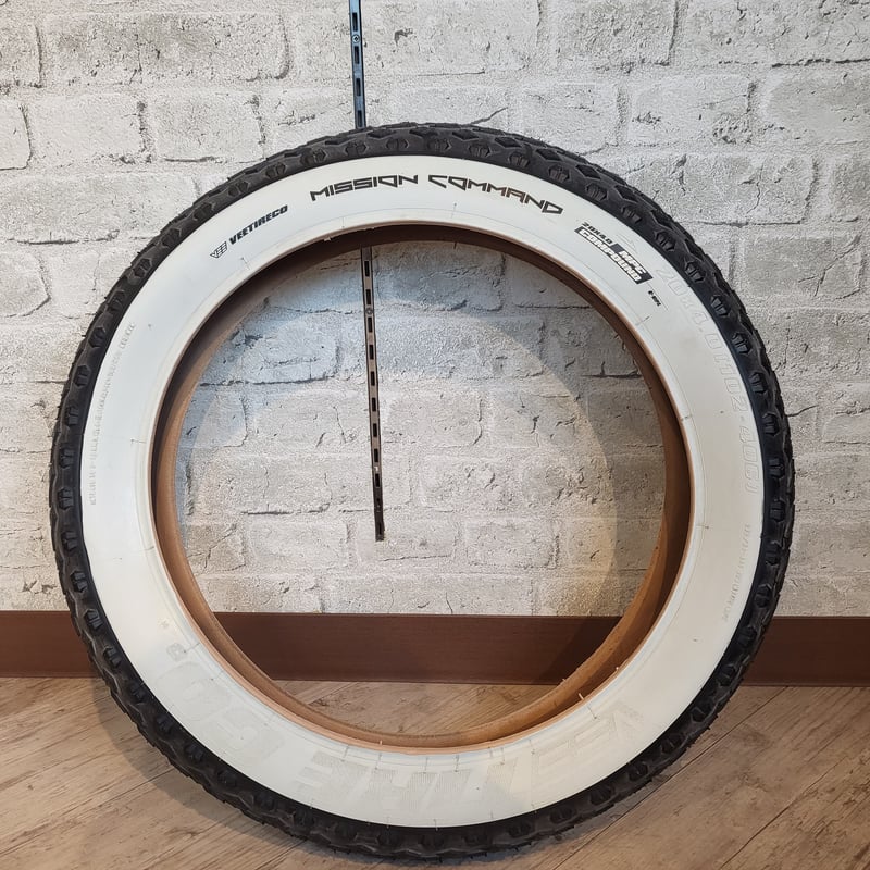 E-Bike用 ホワイトリボン ブロック ファットタイヤ 1本 20x4.0 E-Bike用 ホワイトリボン ブロック ファットタイヤ 1本 20x4.0
