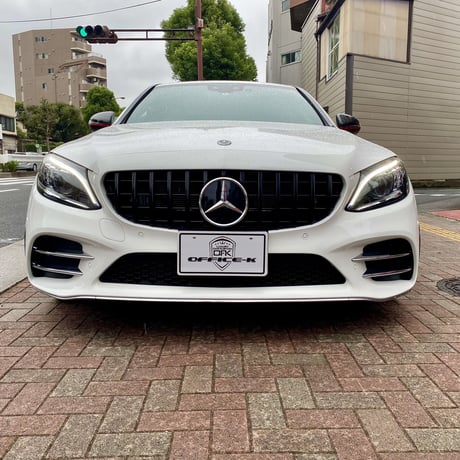 取付工賃込!! ベンツ Cクラス W205 後期 カメラ無用 パナメリカーナグリル オール ブラック 商品番号4980-4532