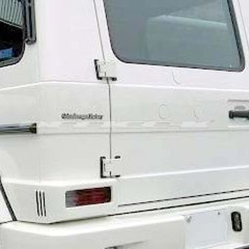 ベンツ Gクラス W463 背面 スムージングバッチ カーボン 職人 ベンツ Gクラス W463 背面 スムージングバッチ カーボン 職人