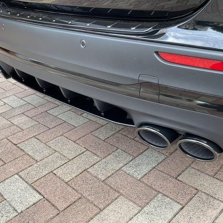 ベンツ GLAクラス H247 AMG GLA35用 GLA45S ディフューザー アンダープレート+マフラーカッター