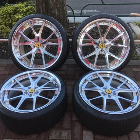 中古極上 フェラーリ F12/812用 ハイパーフォージド HF-LC5 HYPER FORGED フロント21/リア22インチ タイヤ付 鍛造 Ferrari ポリッシュ