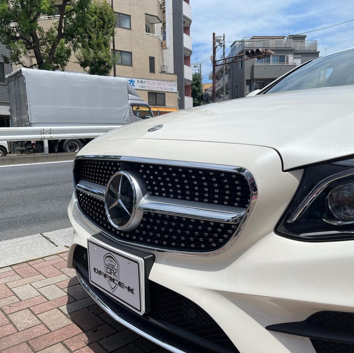 ベンツ Eクラス W213 前期 ダイアモンドグリル シルバーフィン
