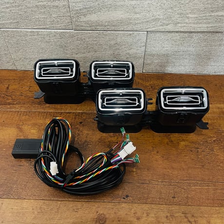 ベンツ GLSクラス X167 -2022y フロント エアコンアンビエント (4か所)2PCS  商品番号4902