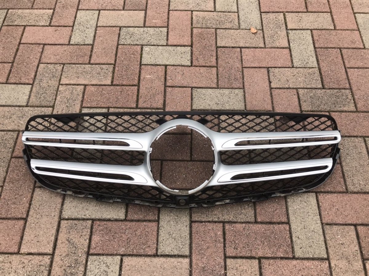 【希少】Mercedes BenzベンツGLC AMG純正フロントグリルx253 中古 ベンツ GLCクラス X253 純正 フロントグリル A2538806801 | OFF