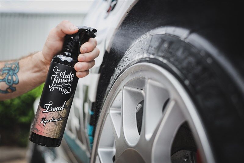 AUTO FINESSE オートフィネス トレッド(タイヤクリーナー) 500ml TREAD