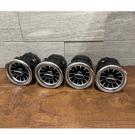 ベンツ Vクラス W447 エアコンルーバーアンビエント 4PCS  商品番号4758