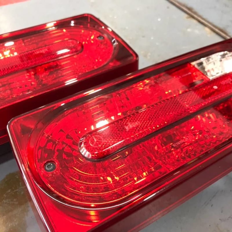 中古 ベンツ Gクラス W463 ゲレンデ 純正 後期 テールランプ 中古 ベンツ Gクラス W463 ゲレンデ 純正 後期 テールランプ