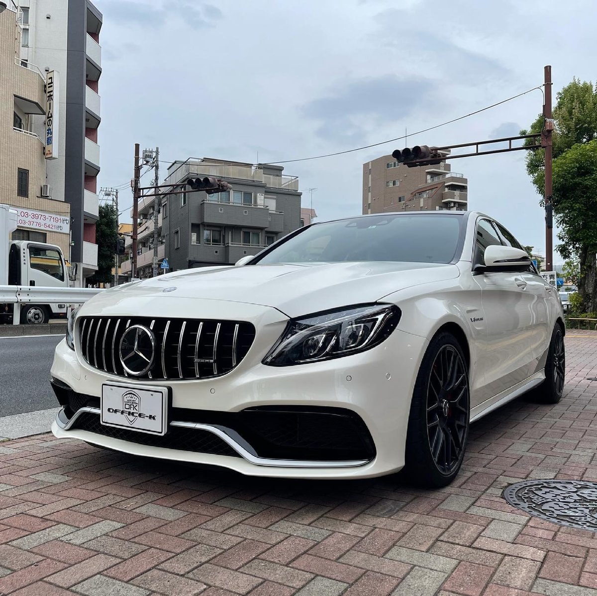 ベンツ Cクラス W205 前期 AMG C63専用 パナメリカーナグリル 商品番号