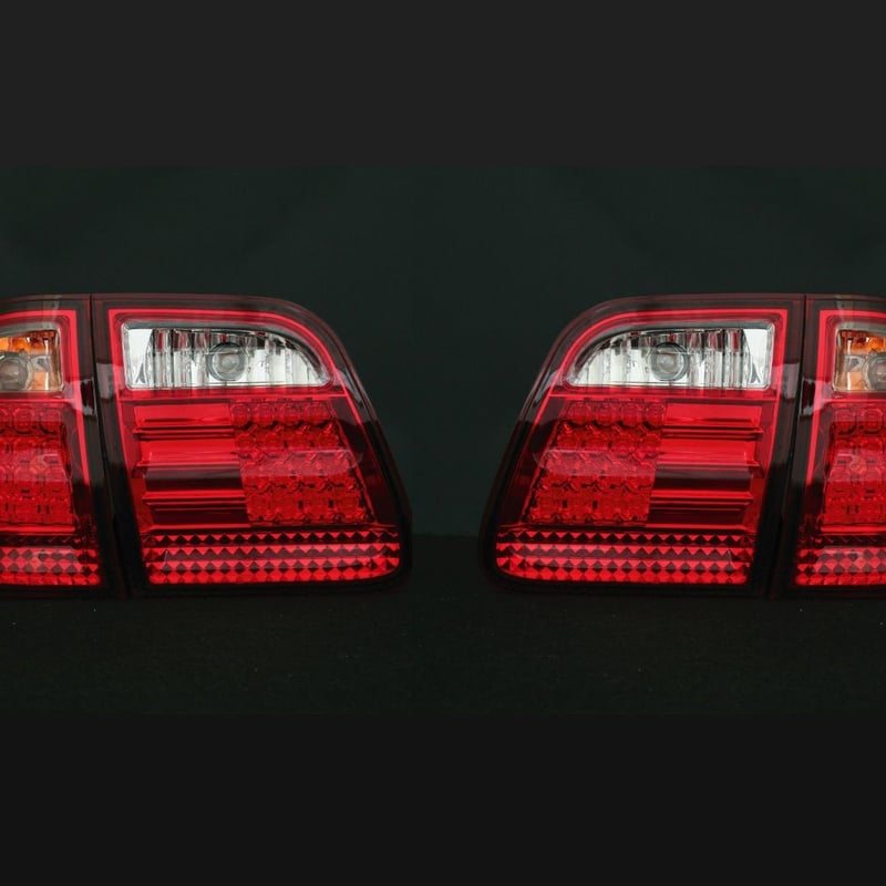 ベンツ Eクラス W210/S210 ワゴン クリスタル LED テールランプ 商品
