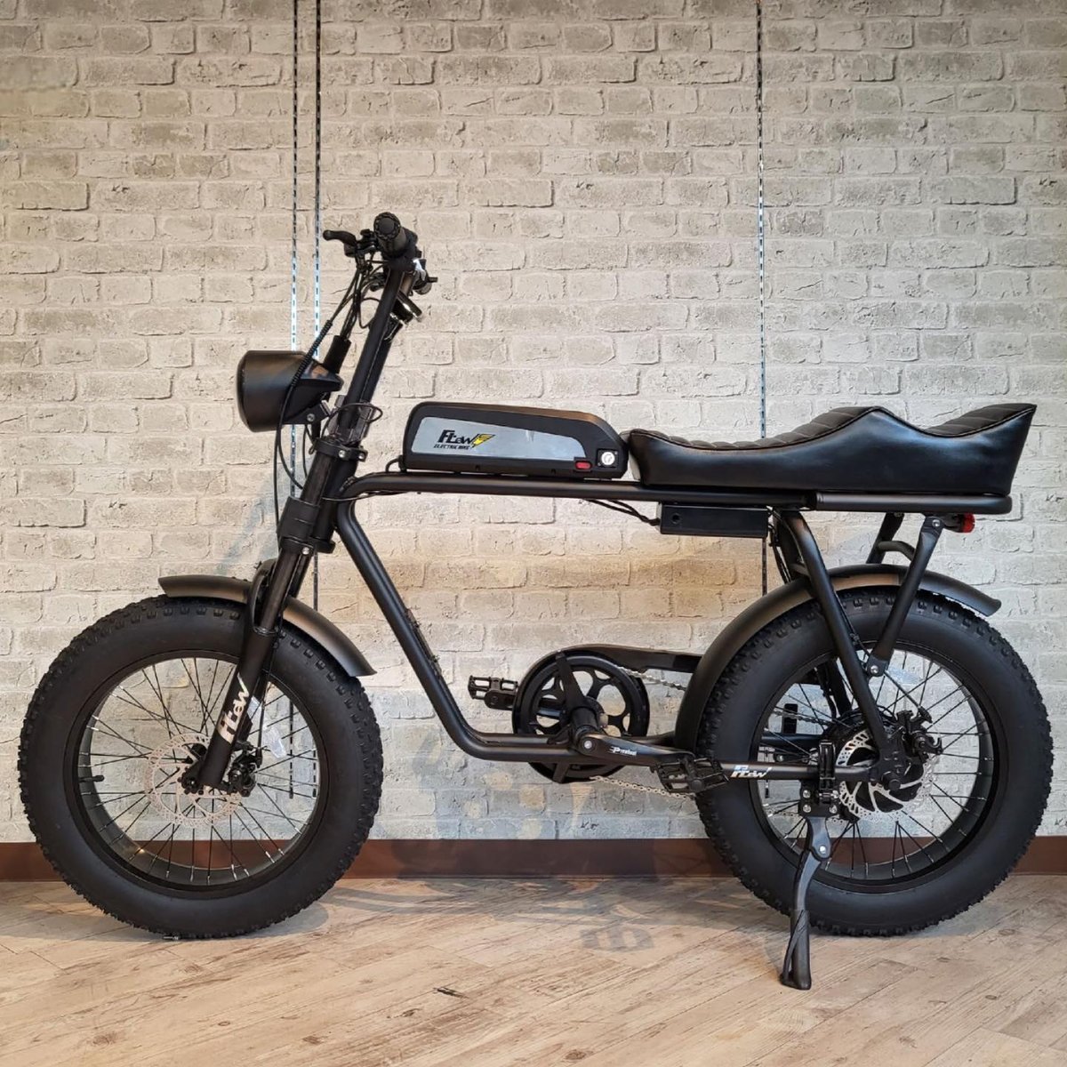 flowbike 新品シート flowbike 新品シート