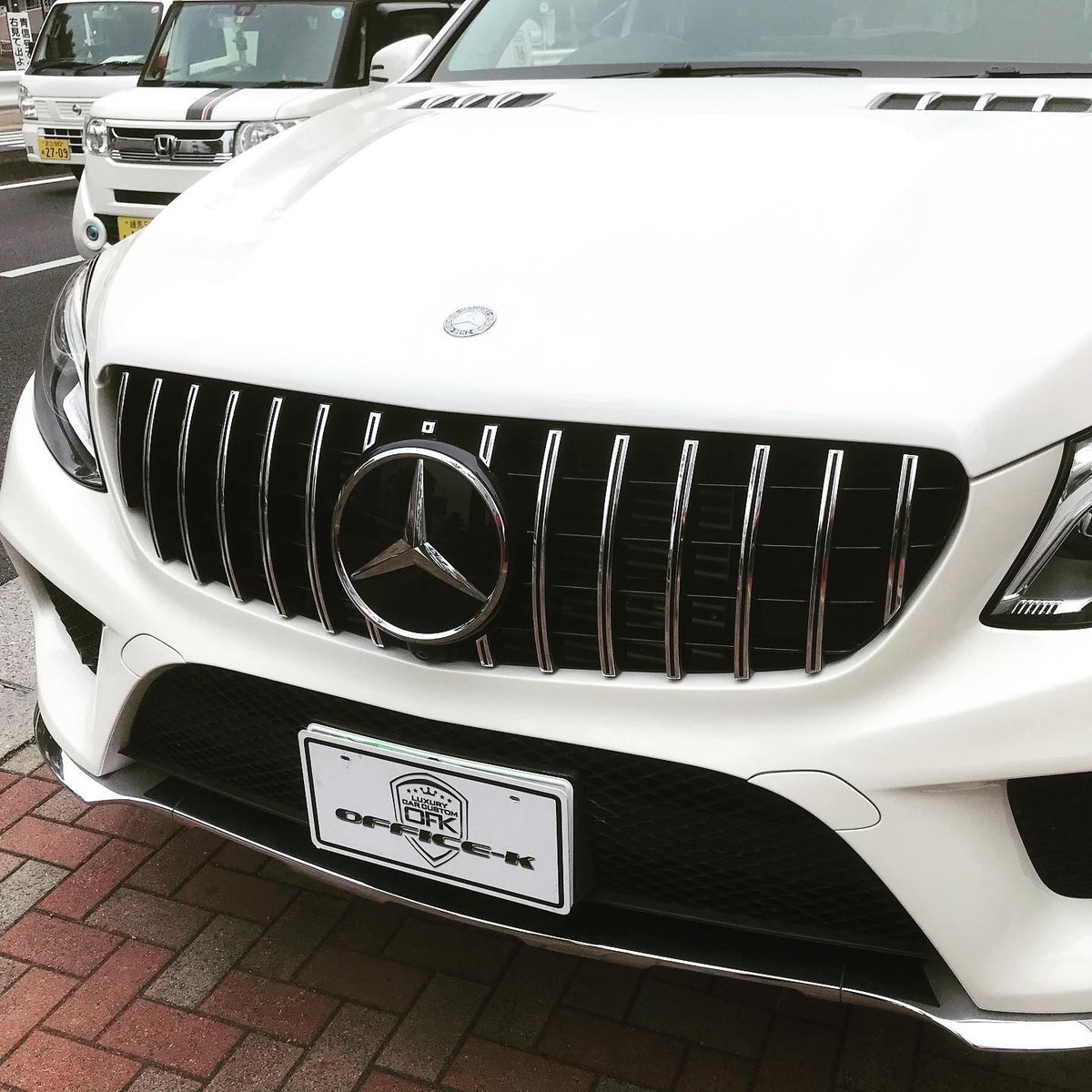 フロントグリル　ベンツ 楽天市場】フロントグリル 交換用 ベンツ GLEクラス(W166)年式2015