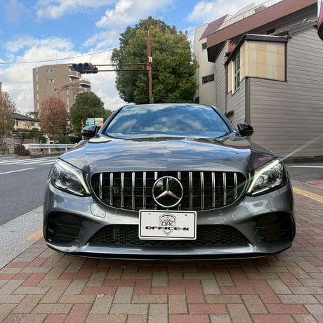 取付工賃込!! ベンツ Cクラス W205 後期 カメラ無車用 パナメリカーナグリル 商品番号4329-4979T