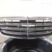 中古 ベンツ Sクラス W222 前期 マイバッハ 純正 フロントグリル A2228801583