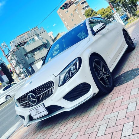 取付工賃込!! ベンツ Cクラス W205 前期 ダイアモンドグリル ブラックフィン 商品番号4287