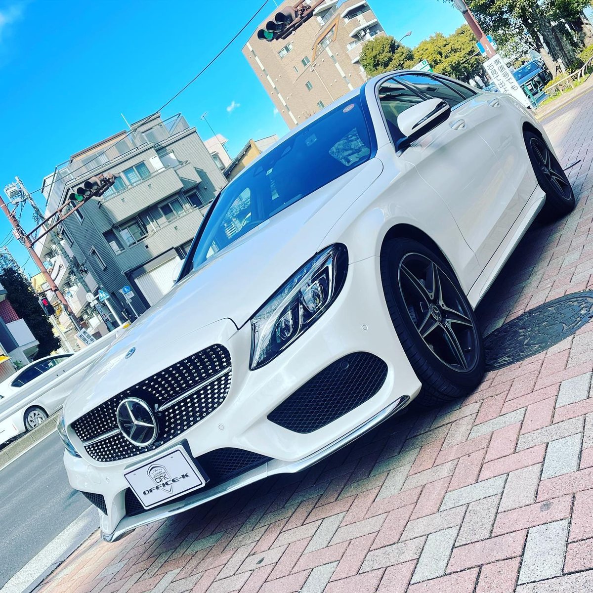 取付工賃込!! ベンツ Cクラス W205 前期 ダイアモンドグリル ブラック