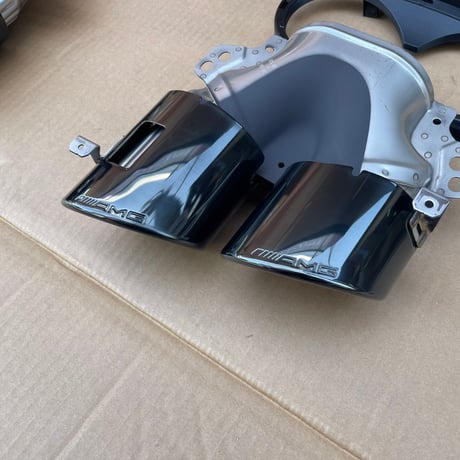 ベンツ CLAクラス C118 後期 AMG CLA35用 CLA45 ブラック マフラーカッターセット