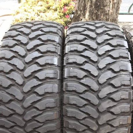 中古4本セット 約5～6部山 COMFORSER CF3000 33x12.5R22 33x12.50R22 33x12.50-22 マッドタイヤ 22インチ MT M/T
