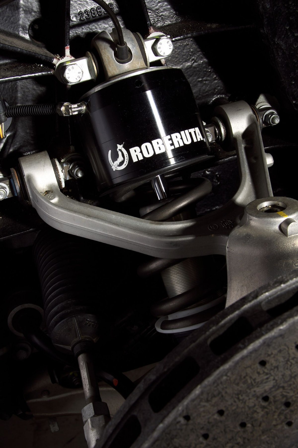 ロベルタカップ エアサス リフターシステム スタンスGT-Rフェラーリ ポルシェ 価格 - 株式会社ロベルタ ロベルタカップ エアサス リフターシステム