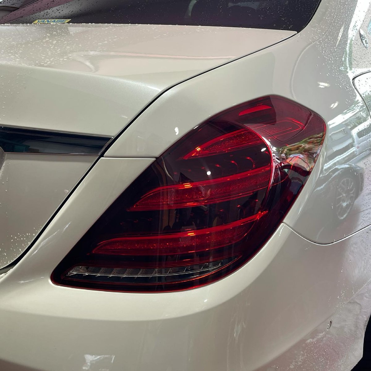 ベンツ Sクラス W222 前期用 後期テール 純正同点灯 カミングホーム