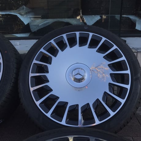 新品 ベンツ Vクラス W447 マイバッハスタイル 鍛造20インチ 新品タイヤ付  5/112 ブラック/ポリッシュ 4554+4575