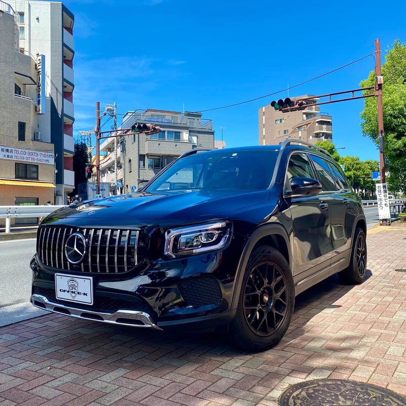 ベンツGLB200d 現行AMGライン車用　パナメリカーナグリル Mercedes-Benz ベンツ AMG 純正品 X247 GLB35 仕様 パナメ