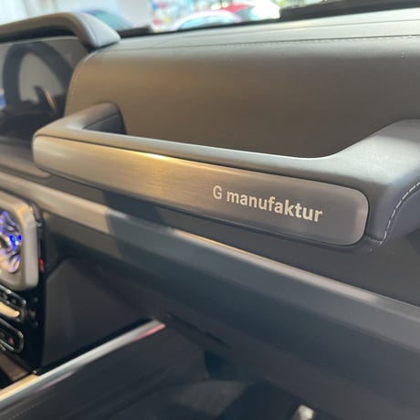 ベンツ Gクラス W463A 純正 マヌファクトゥーア グリップパネル