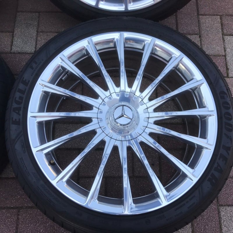 中古極上ホイール+タイヤ ベンツ Sクラス W222/W217用 純正 後期 中古極上ホイール+タイヤ ベンツ Sクラス W222/W217用 純正 後期