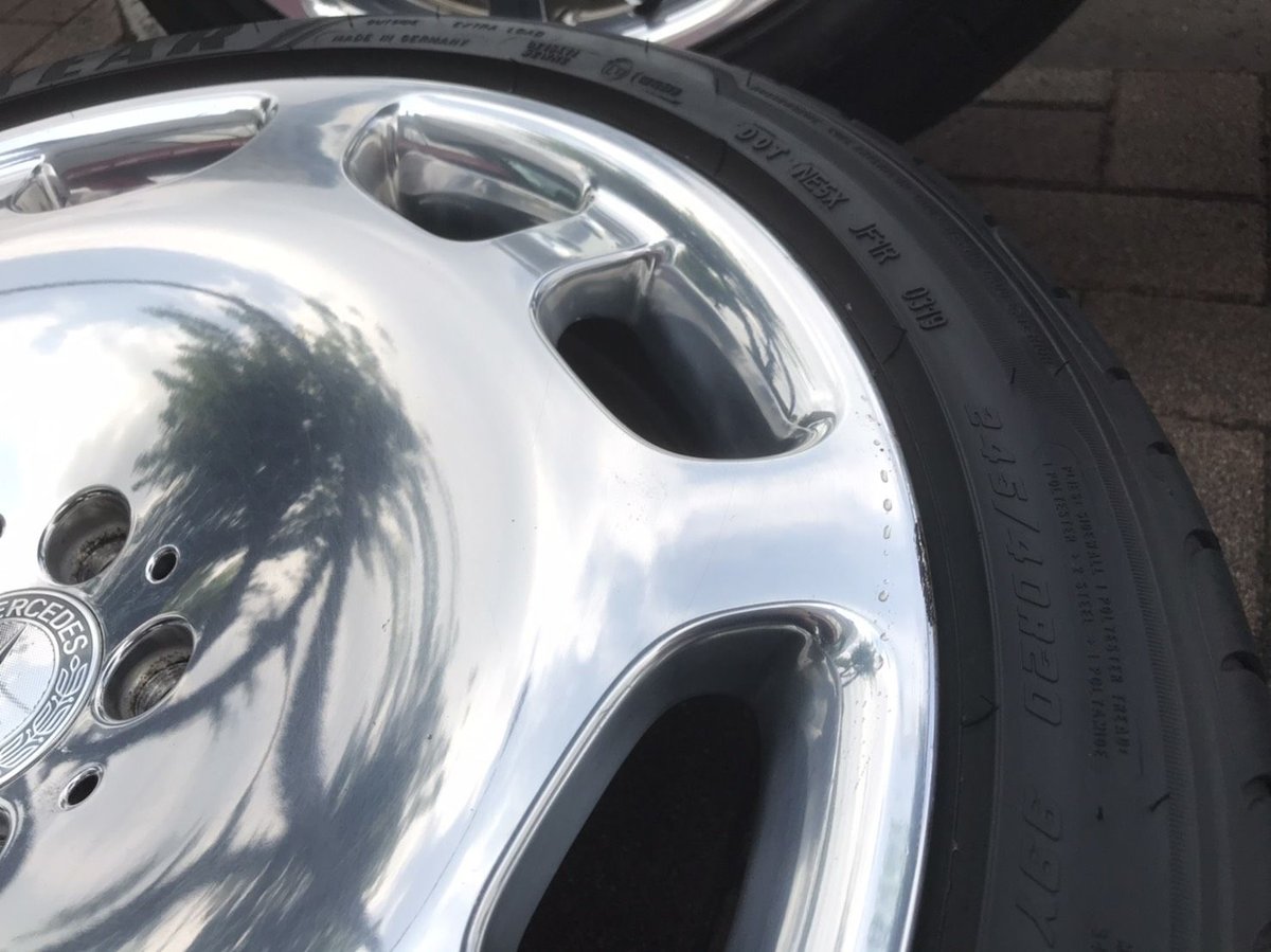 中古 ベンツ Sクラス W222/X222/W217用 純正 前期 MAYBACH 中古 ベンツ Sクラス W222/X222/W217用 純正 前期 MAYBACH