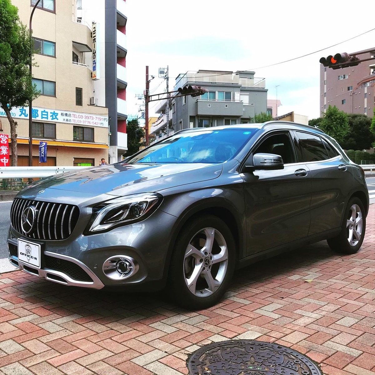 ベンツ GLAクラス X156 後期 パナメリカーナグリル 縦フィン/GTR仕様