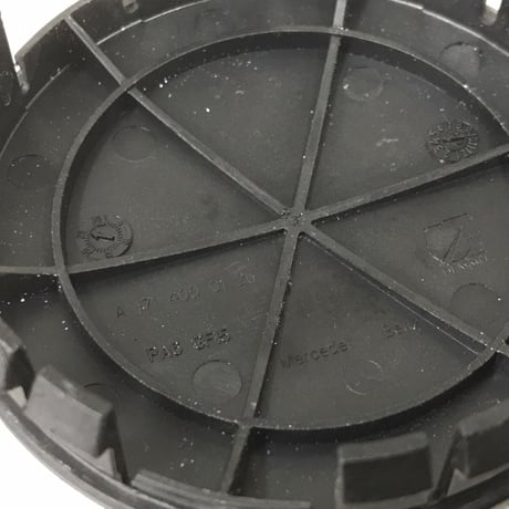 中古 ベンツ 汎用 純正センターキャップ 4個セット A1714000125
