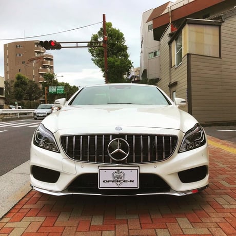 取付工賃込!! ベンツ CLSクラス W218/X218 後期 パナメリカーナグリル 縦フィン/GTR仕様 商品番号4370