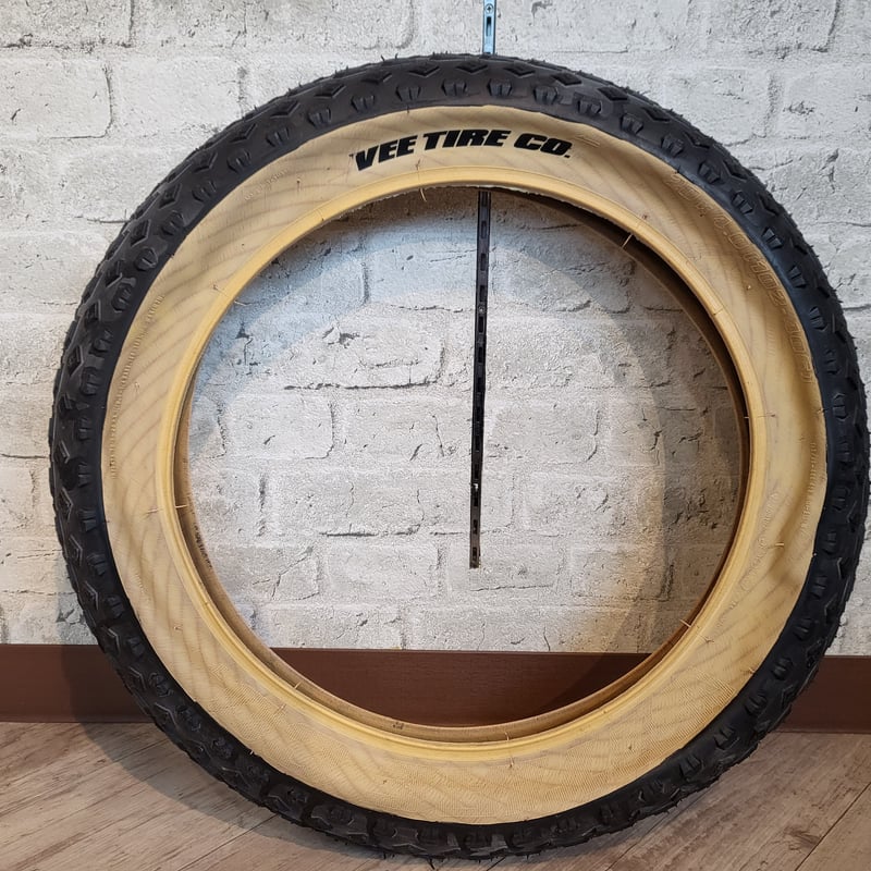 E-Bike用 ブラウンリボン ブロック ファットタイヤ 1本 20x4.0 E-Bike用 ブラウンリボン ブロック ファットタイヤ 1本 20x4.0