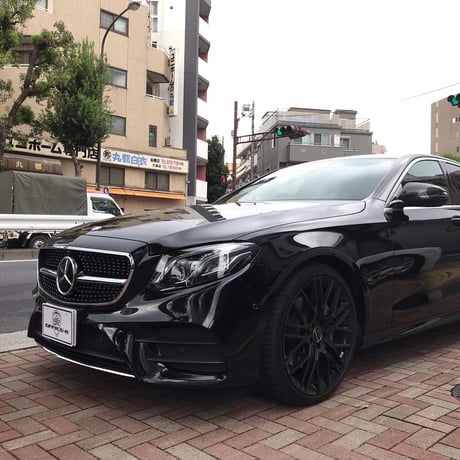 取付工賃込!! ベンツ Eクラス W213 前期 ダイアモンドグリル ブラックフィン 商品番号4288