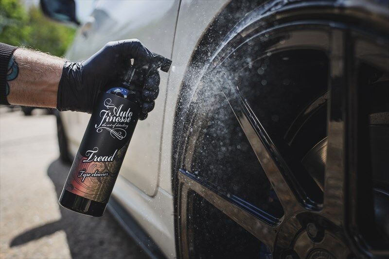 AUTO FINESSE オートフィネス トレッド(タイヤクリーナー) 500ml TREAD