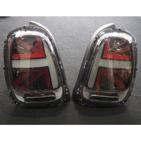 BMW MINI F55/F56/F57 前期用 ユニオンジャック LEDテールランプ スモーク/レッド 後期仕様 ミニ 商品番号4303
