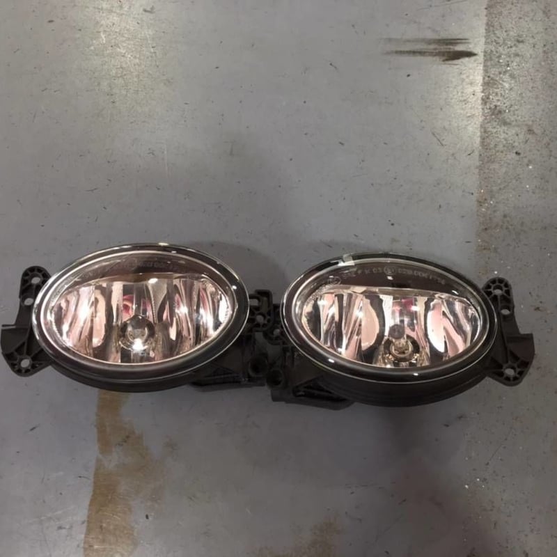 ベンツ ゲレンデヴァーゲン 純正 フォグランプ 左右セット Ｇクラス W463 中古 ベンツ Gクラス W463 ゲレンデ 純正 フォグランプ 左右セット
