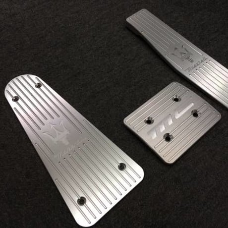 マセラティ ビレット アルミペダル セット MC仕様 3pcs 商品番号3723MC