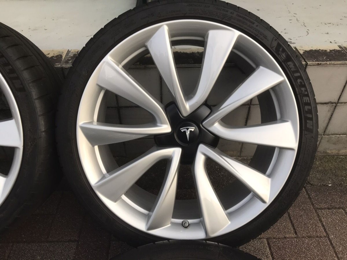 【新品未使用】Tesla Model3 20インチ純正ホイール4本 中古 テスラ モデル3 純正 20インチ タイヤ ホイール セット
