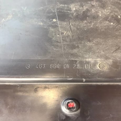中古 ベンツ Gクラス W463 ゲレンデ 純正 右フロント フェンダー ライナー A4638840122 管理R1