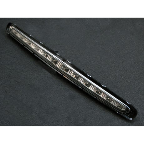 ベンツ Eクラス W211 セダン LED ハイマウントストップランプ スモーク 商品番号2485