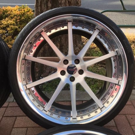中古 ベントレー GT/GTC 2012-2018y用 ハイパーフォージド HF-C10 22インチ タイヤ付 鍛造