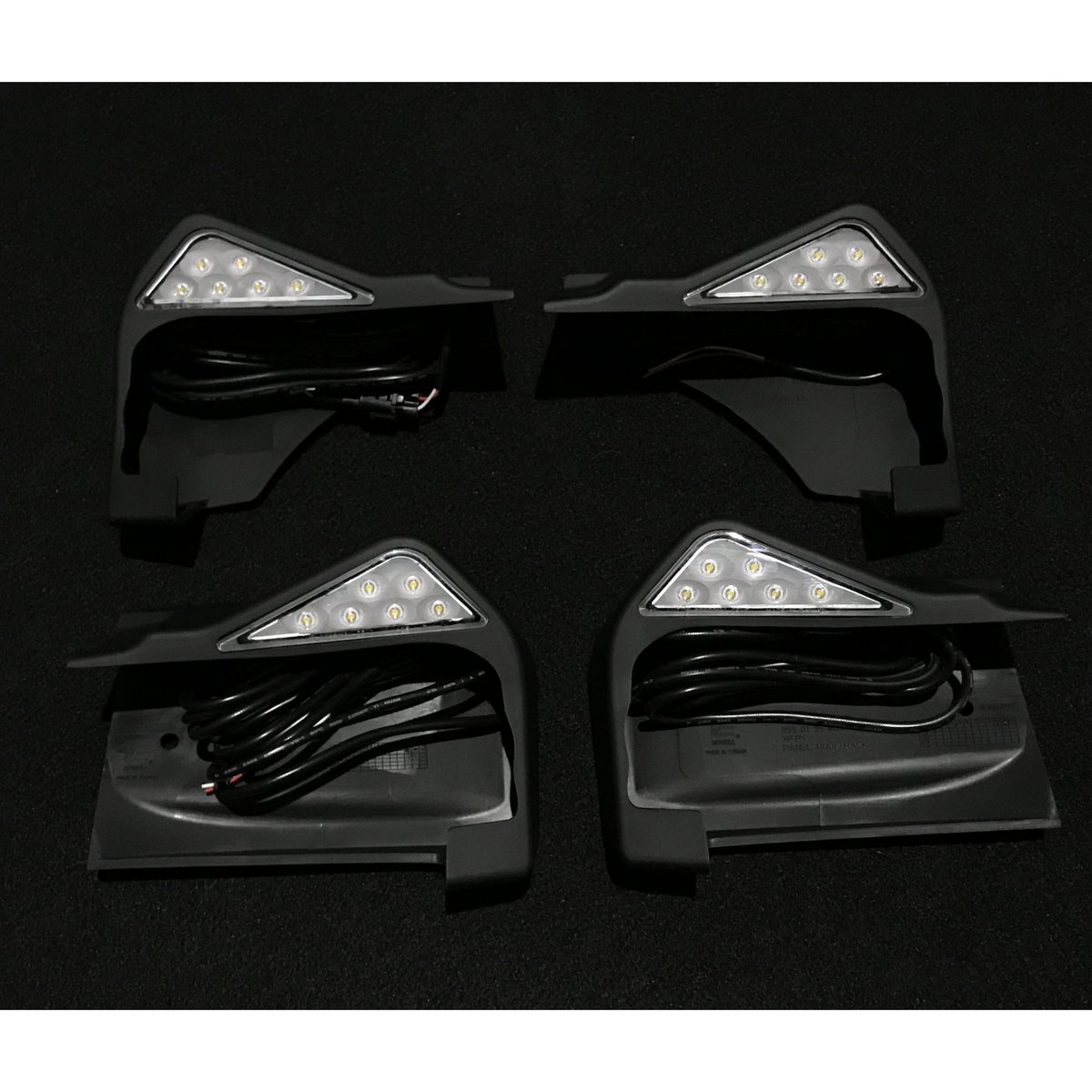 ベンツGクラス W463 ゲレンデ LED サイドステップエンド 4Pcs