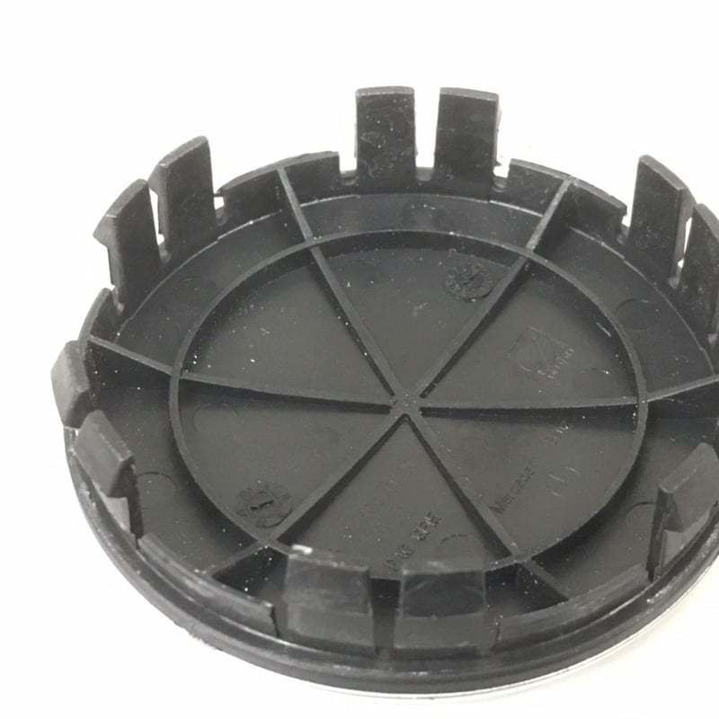 中古 ベンツ 汎用 純正センターキャップ 4個セット A1714000125