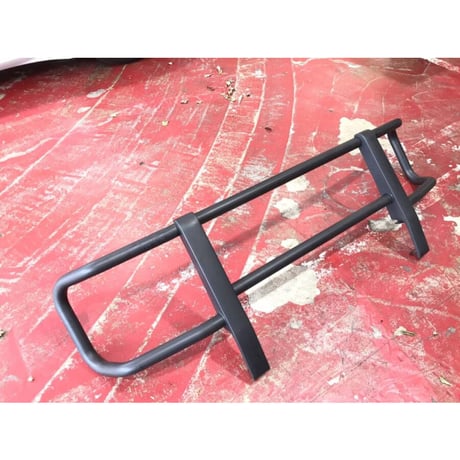 中古 ベンツ Gクラス W463 Gクラス AMG G63/G65 フロント グリルガード マットブラック 要再塗装