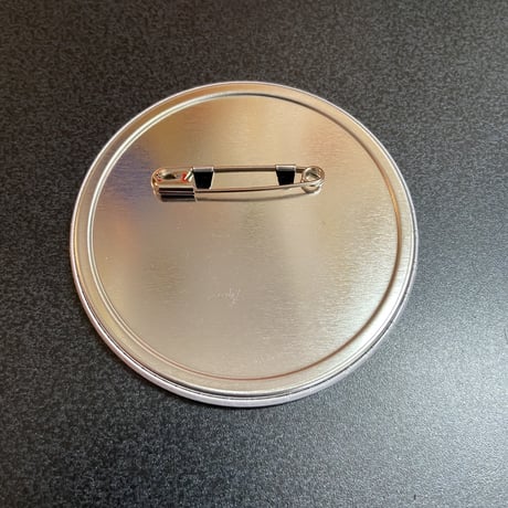 実家帰れ缶バッジ