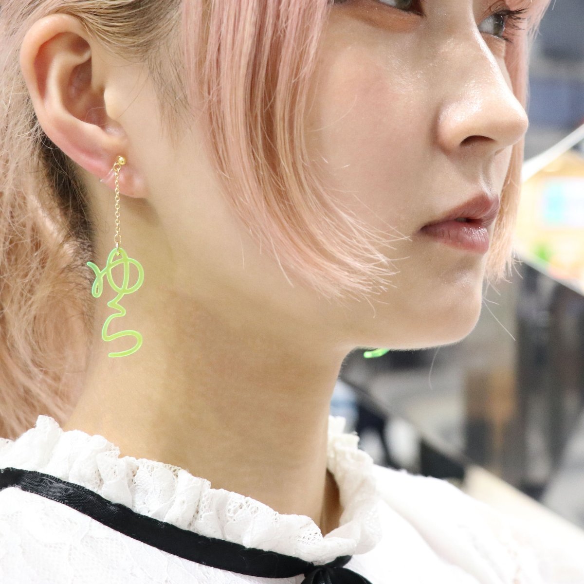 プレゼントゆらゆら傘ピアス 1_99485b75a243dc2e340594499176