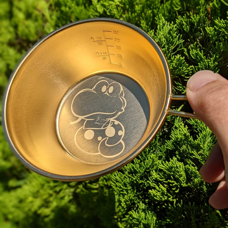 限定販売】純金めっき仕様じゃおう君シェラカップ＋オリジナル缶バッヂ